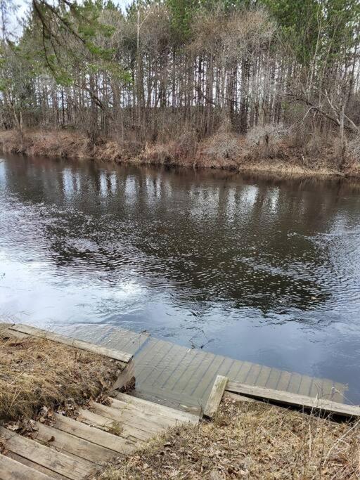 Coboconk Whispering Pines Riverside Retreatヴィラ エクステリア 写真